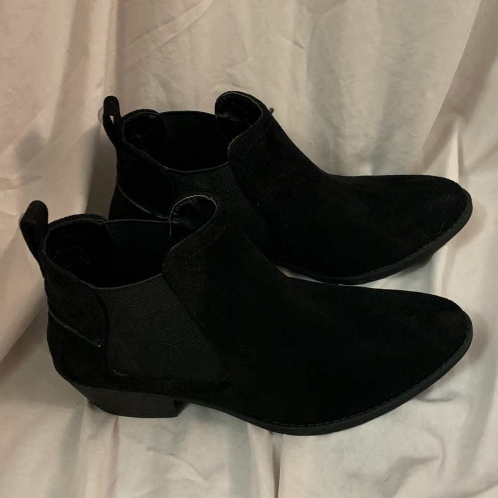 black ankle booties